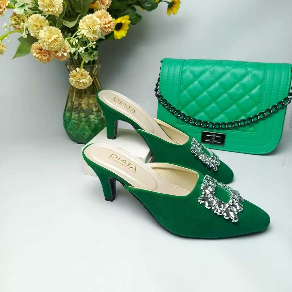 tas selempang wanita dan sandal heels pesta 5cm kekinian kondangan