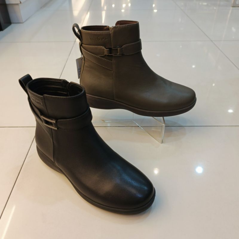 Sepatu Boots kulit  wanita pierre cardin 1513