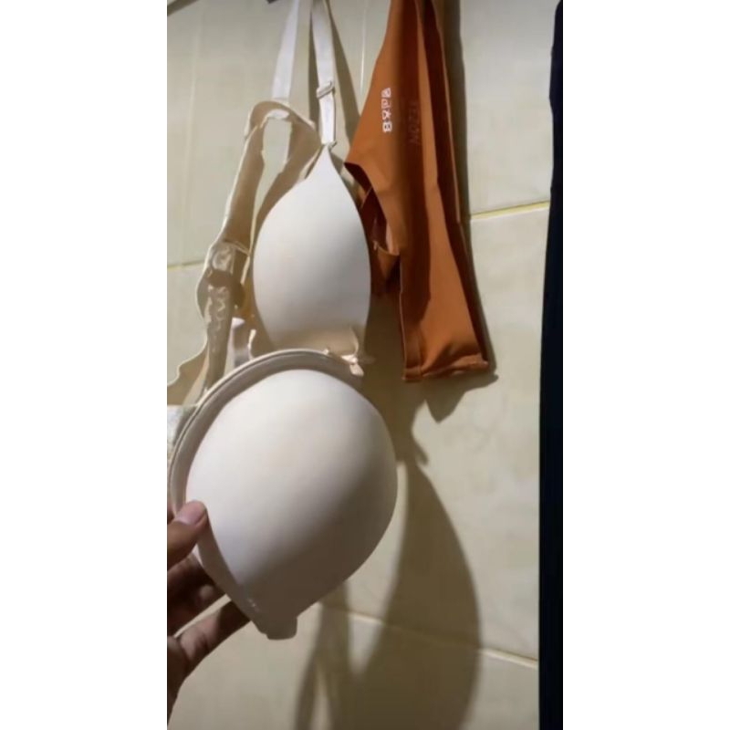 bekas berkualiatas pakaian dalam wanita