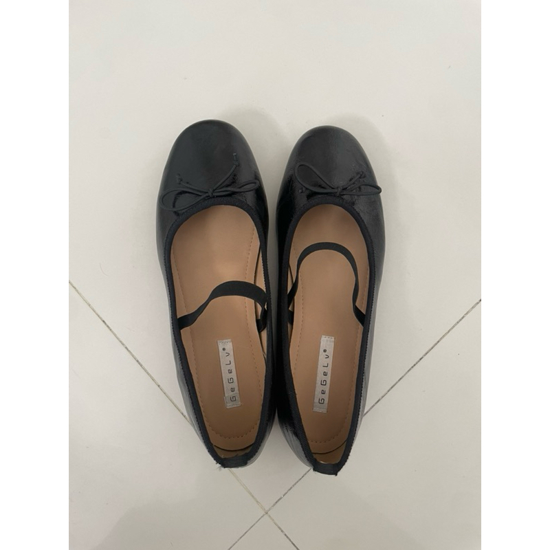 preloved flatshoes mary jane
