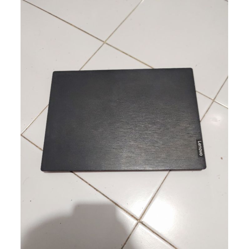 Laptop Lenovo V145-14AST