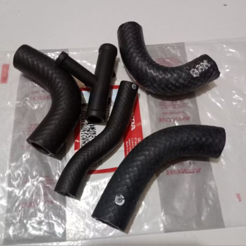 selang radiator vario 110 karbu