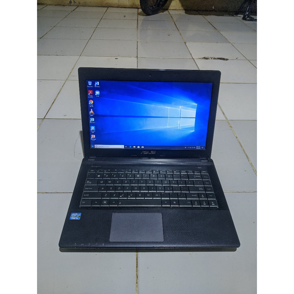 Laptop notebook Asus X45C Core i3 4/500gb