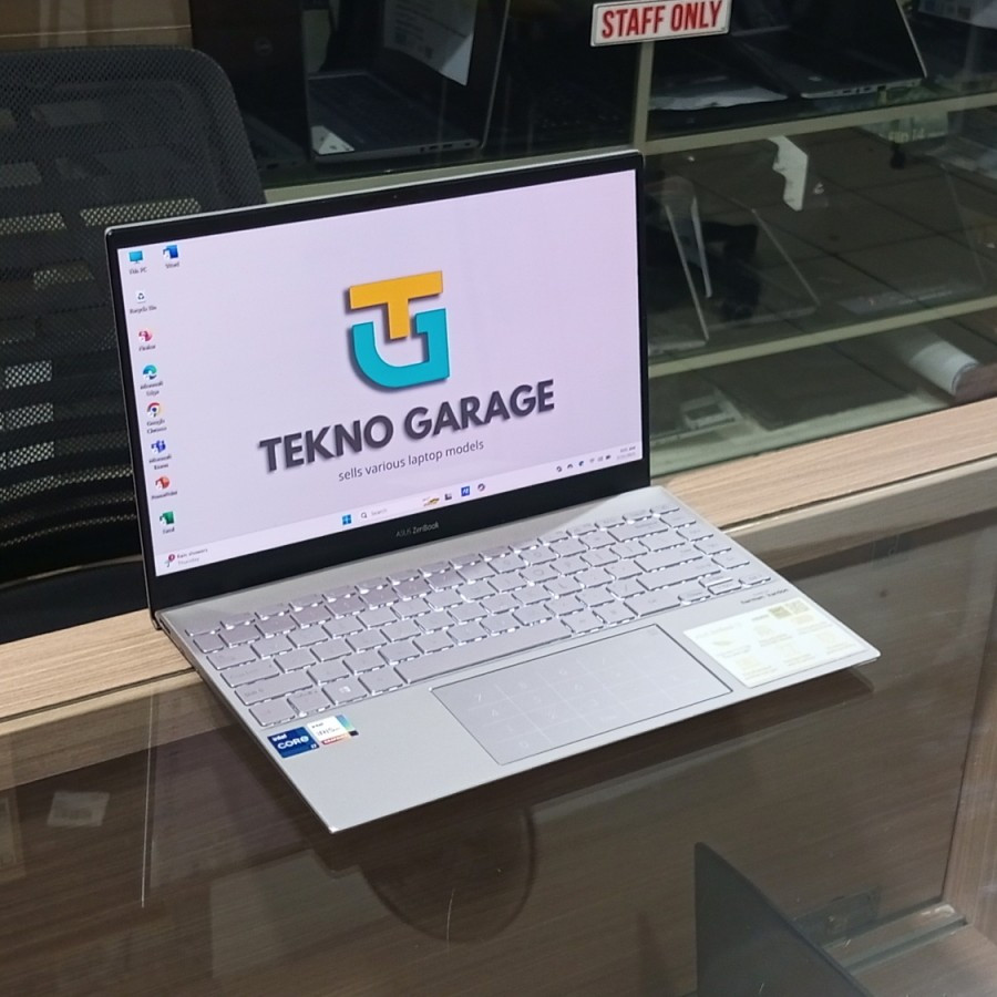 ASUS ZENBOOK 13 UX325EA CORE I7-1165G7 RAM 16GB SSD 512GB 13.3in FHD OLED