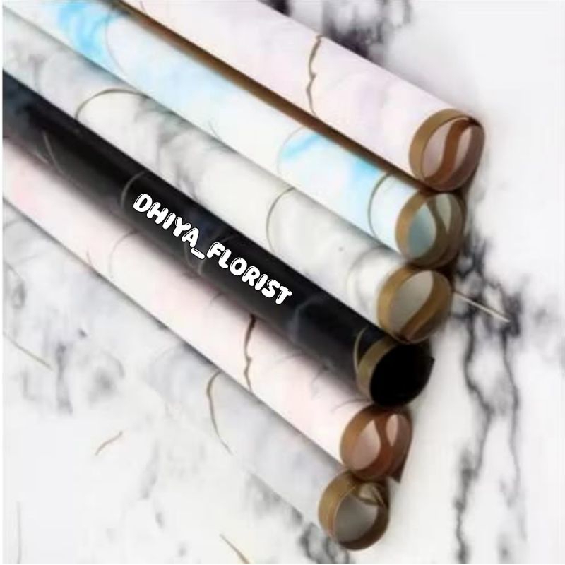 

1 LEMBAR GOLD BORDER MARBLE CELLOPHANE FREE PACKING Flower Wrapping Paper Kertas Bungkus Buket Bunga Flower Wrapping