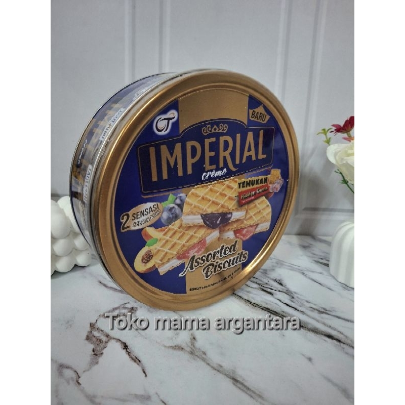 

Imperial Creme Assorted Biscuit 216gr