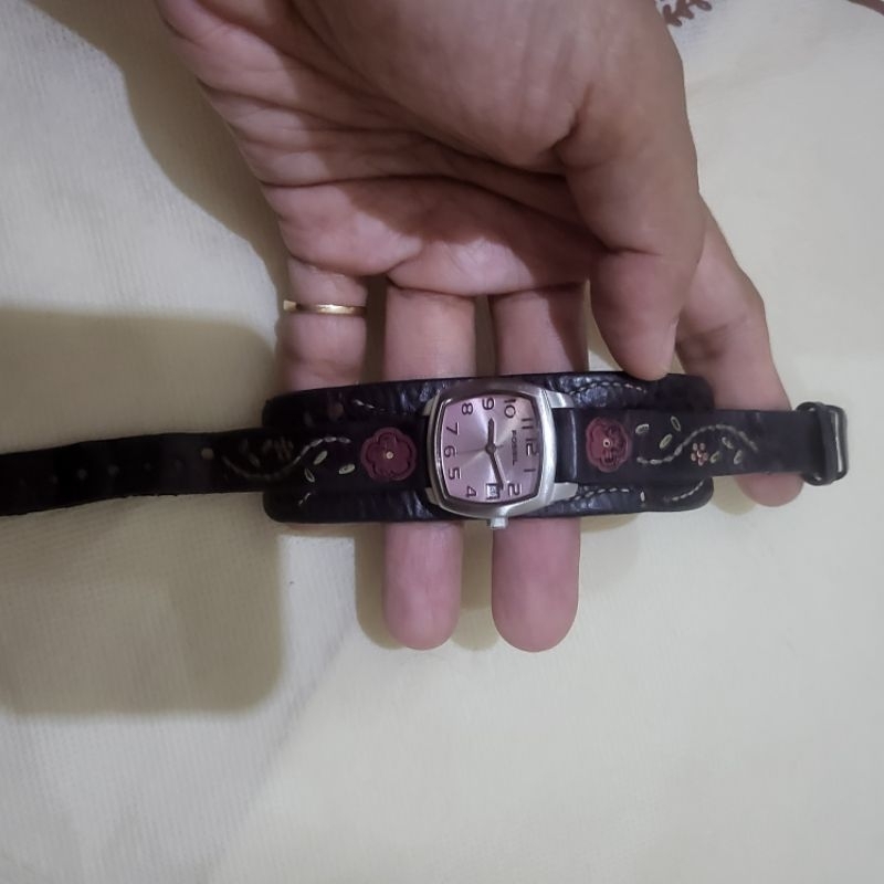jam gaban bunga fossill