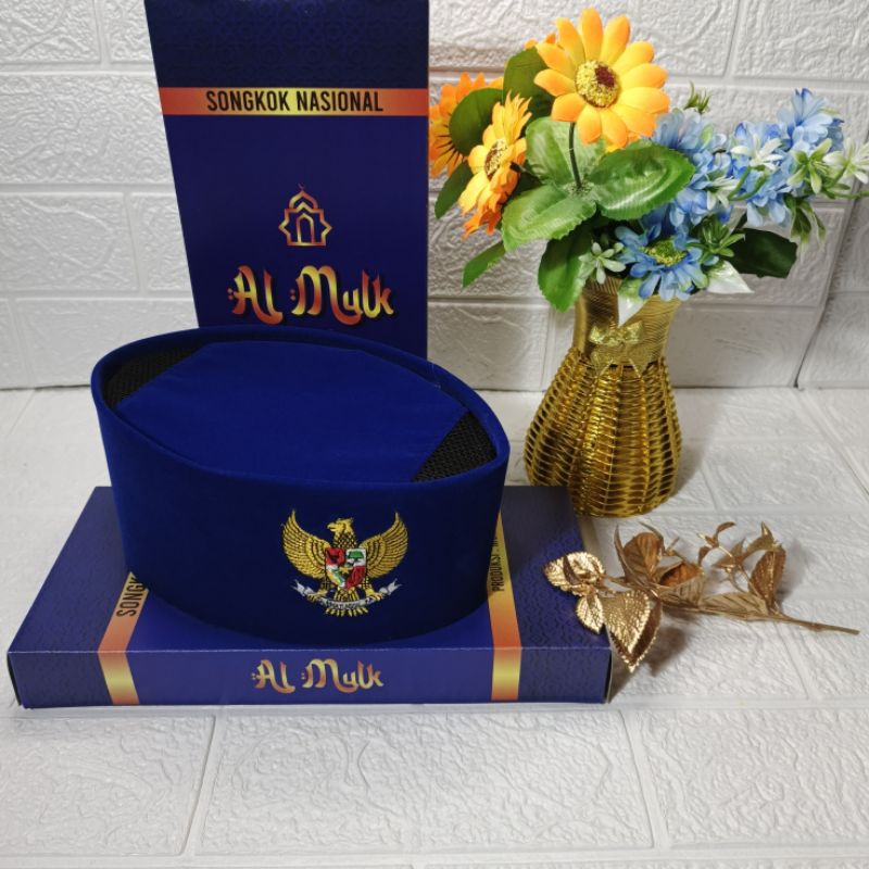 PECI SONGKOK GARUDA BIRU/ Peci biru / Peci murah