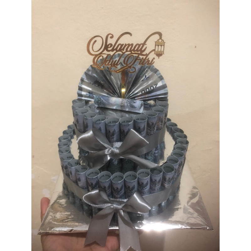 

Hampers Lebaran Idul Fitri Money Cake Nominal 120k 450k 1.000k 2.000k