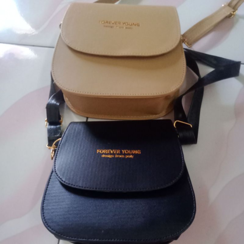 Tas Selempang Forever Young