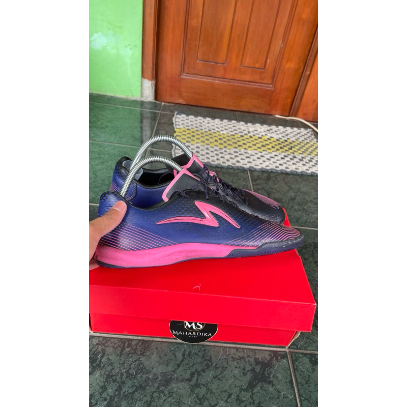 Specs light speed omega sz 43