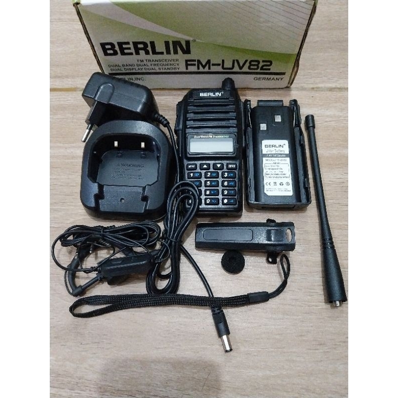ht BERLIN UV82 DUALBAND kualitas premium walkie talkie