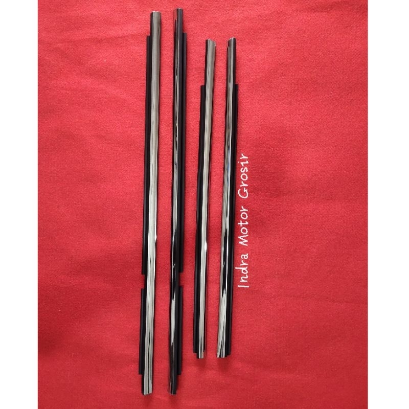 karet pelipit kaca luar waterstrip kaca luar mobil Honda Stream Set