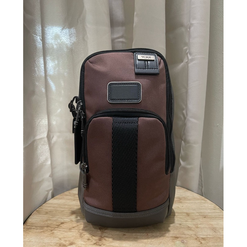 Tumi Fife Slim Sling Bag cooper