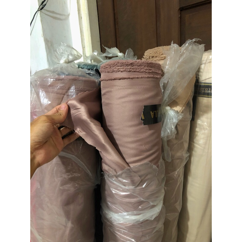Kain Satin Velvet Premium Warna Milo