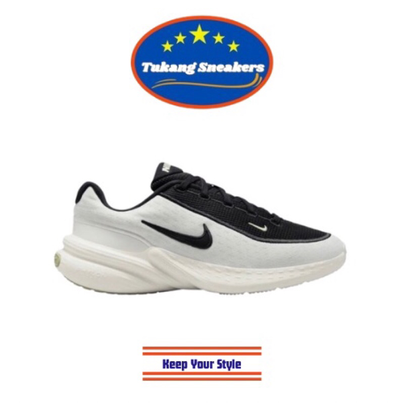 Sepatu Sneakers Wanita Nike Uplift SC White NIKIB2766100