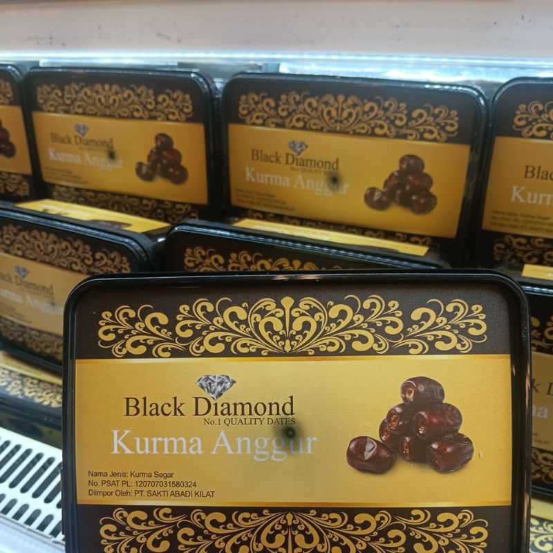 

KURMA ANGGUR BLACK DIAMOND 550GR