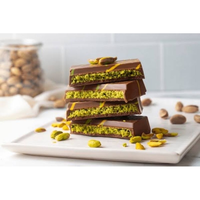 

Dubai Chocolate Pistachio Kunafa (Size Mini)