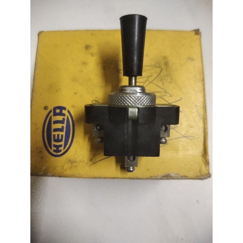 toggle switch on off on hella