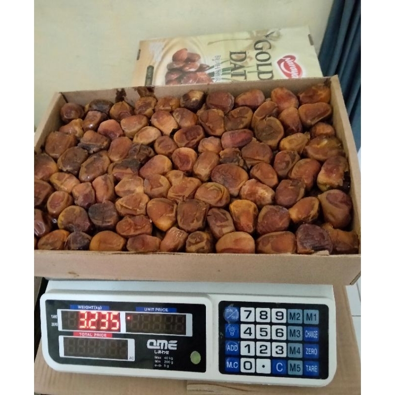 

KURMA SUKKARI SUKARI 3KG GRADE A PREMIUM 100% BERKUALITAS LEMBUT MANIS DAN BERGIZI.