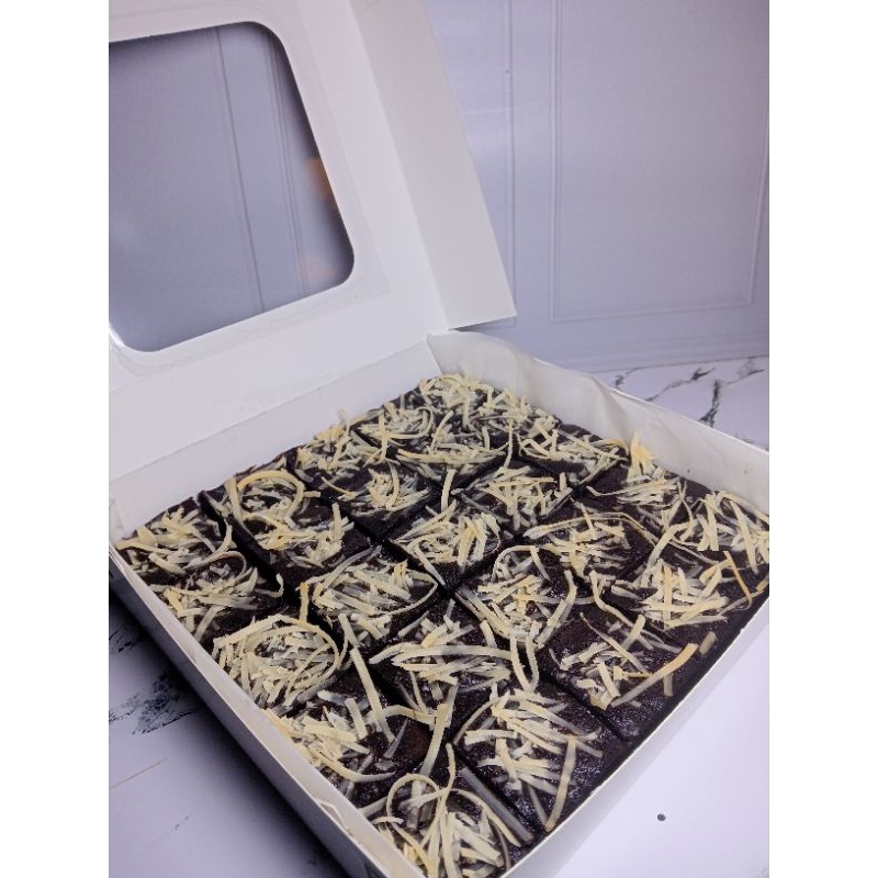

Fudgy brownies uk 20x20
