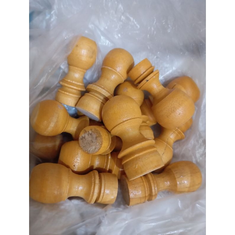 

GAGANG 1 kg GAGANG STEMPEL KAYU POLOS ISI 75 PCS STEMPEL RUNAFLEK