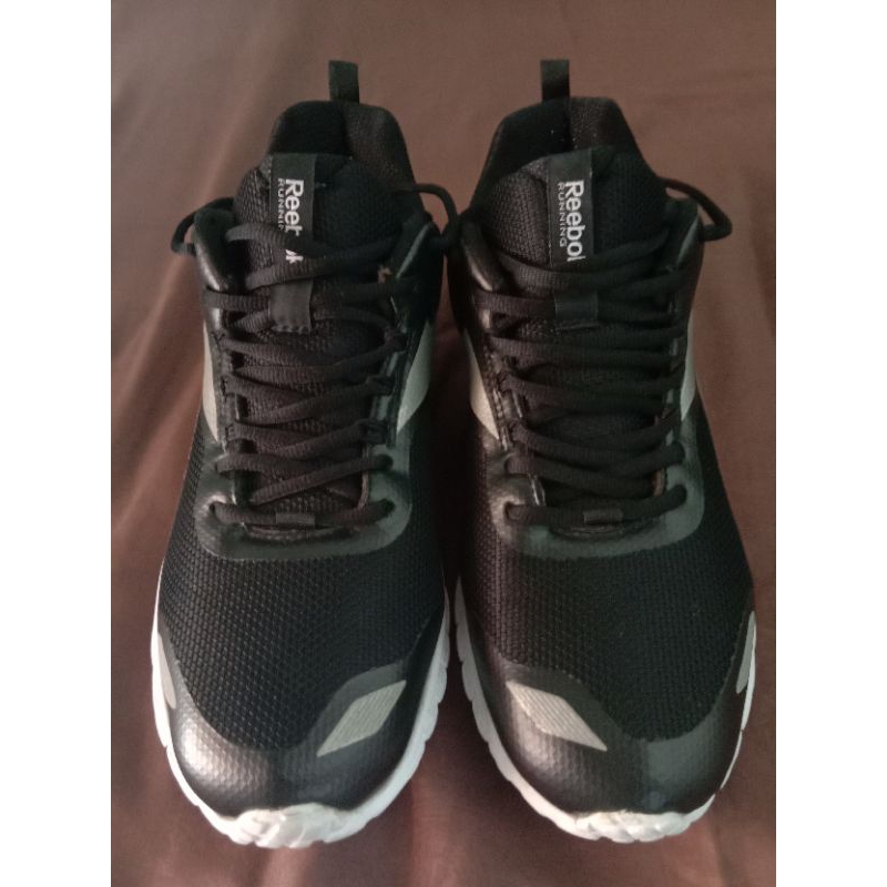 Sepatu Reebok Second