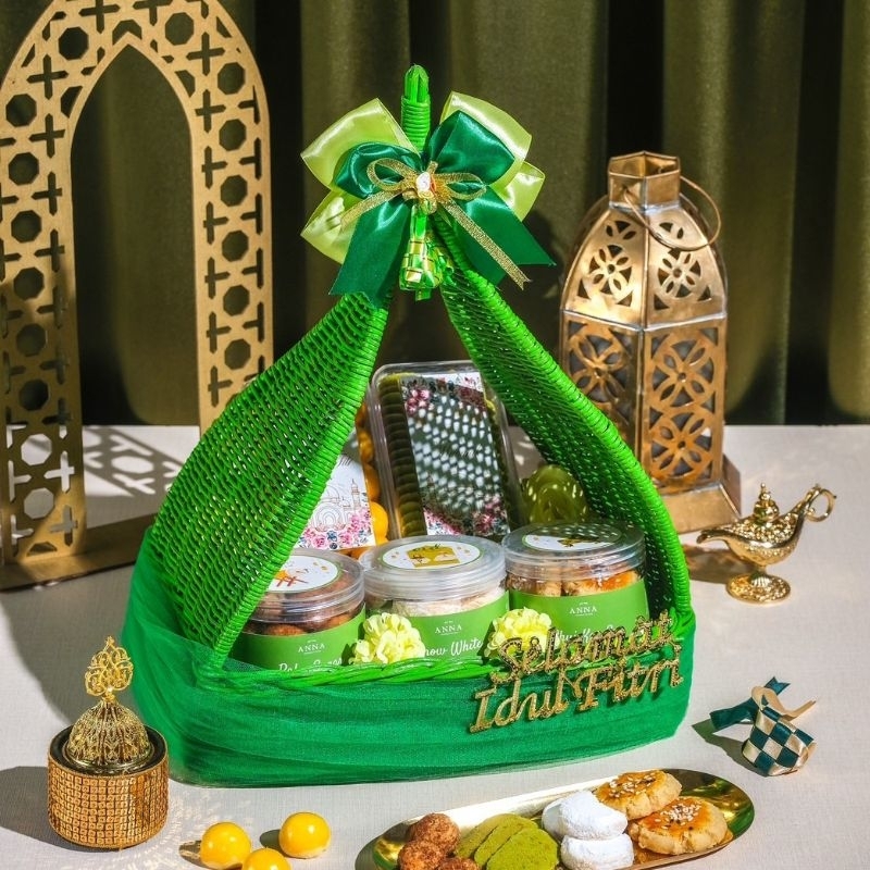 

Kubah Madinah Hampers Idul Fitri / Hampers Lebaran Kue Kering Nastar Lidah Kucing Ramadhan / Kue Kering Enak Home Made Idul Fitri
