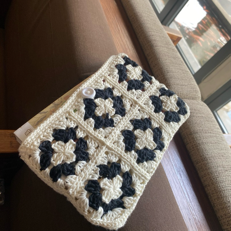 

Book Sleeve Crochet | Book Sleeve Crochet Granny Square | Book Cover Crochet | Cover Buku Rajut | Handmade
