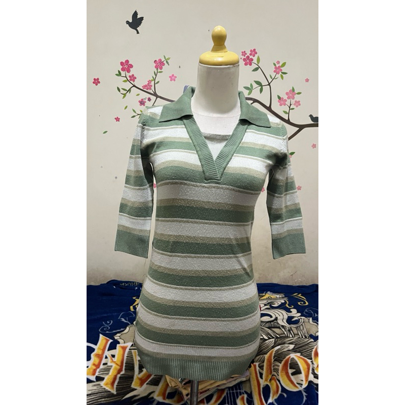 Preloved Kaos Triset