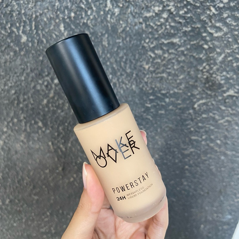 New MAKEOVER POWERSTAY 24H (W33)