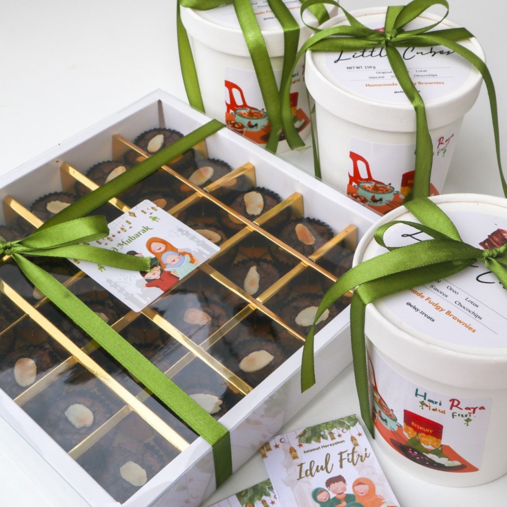 

Hampers Lebaran/ Lebaran by Elsy's Treats/ Brownies Cup/Kue Hadiah Lebaran