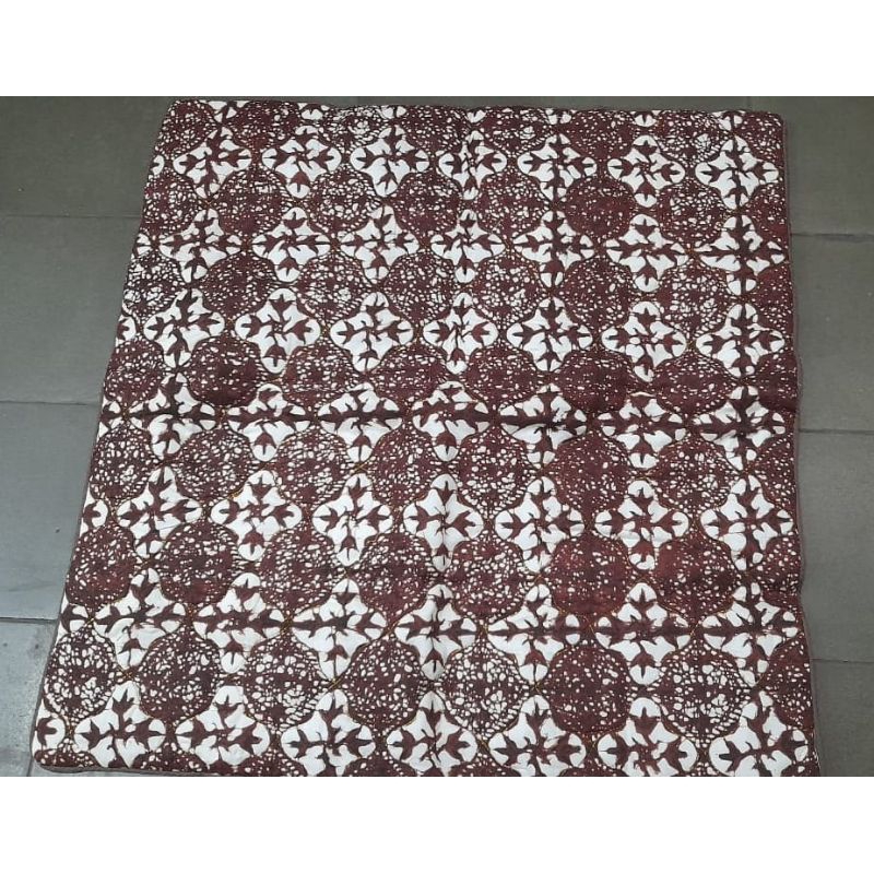 Sarung bantal lantai 70x70 cm