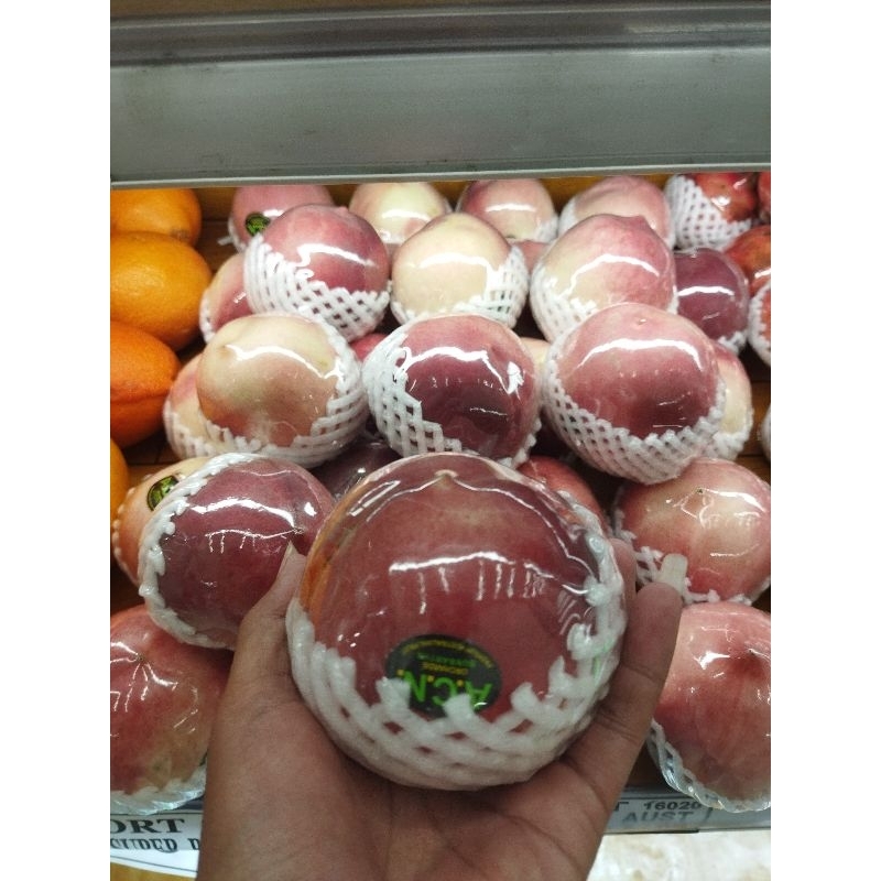

Peach white australia fresh 500gram