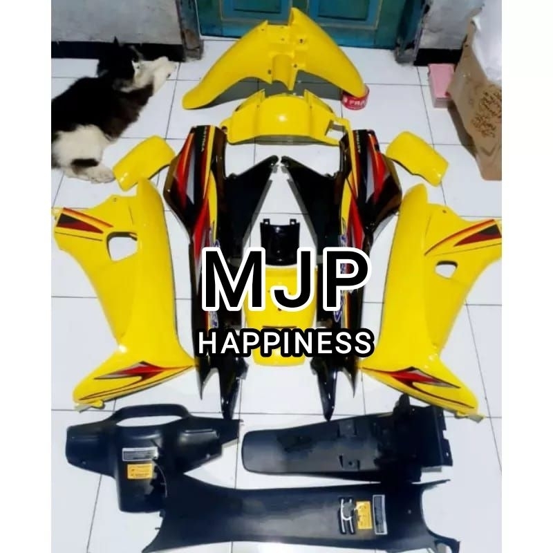 FULLSET BODI HALUS SUPRA X LAMA BODI KASAR SUPRA X LAMA KUNING HITAM PLUS STRIPING HONDA SUPRA X LAM