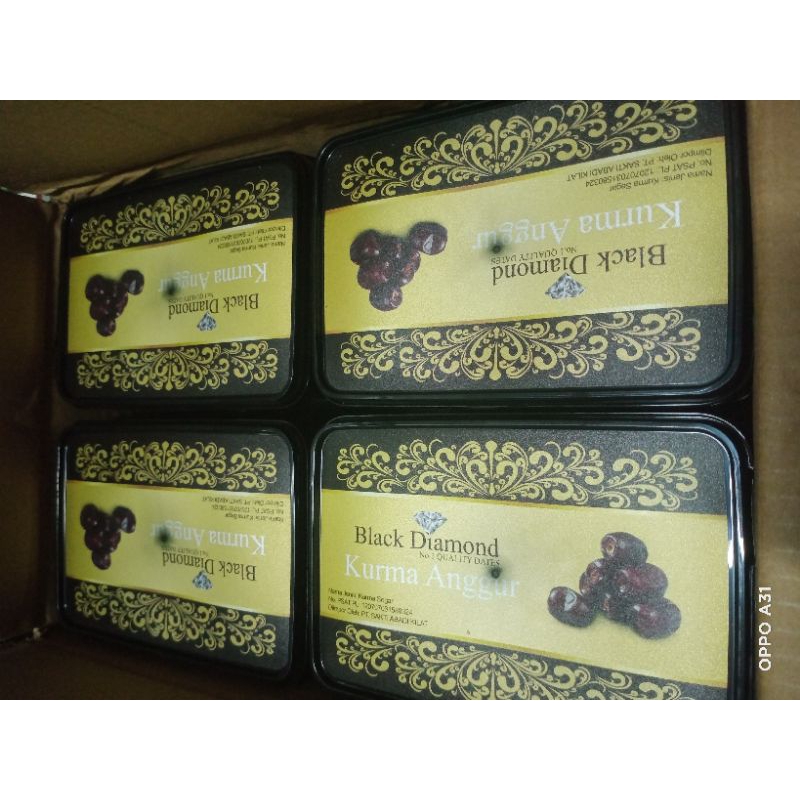 

Kurma Anggur Black Diamond