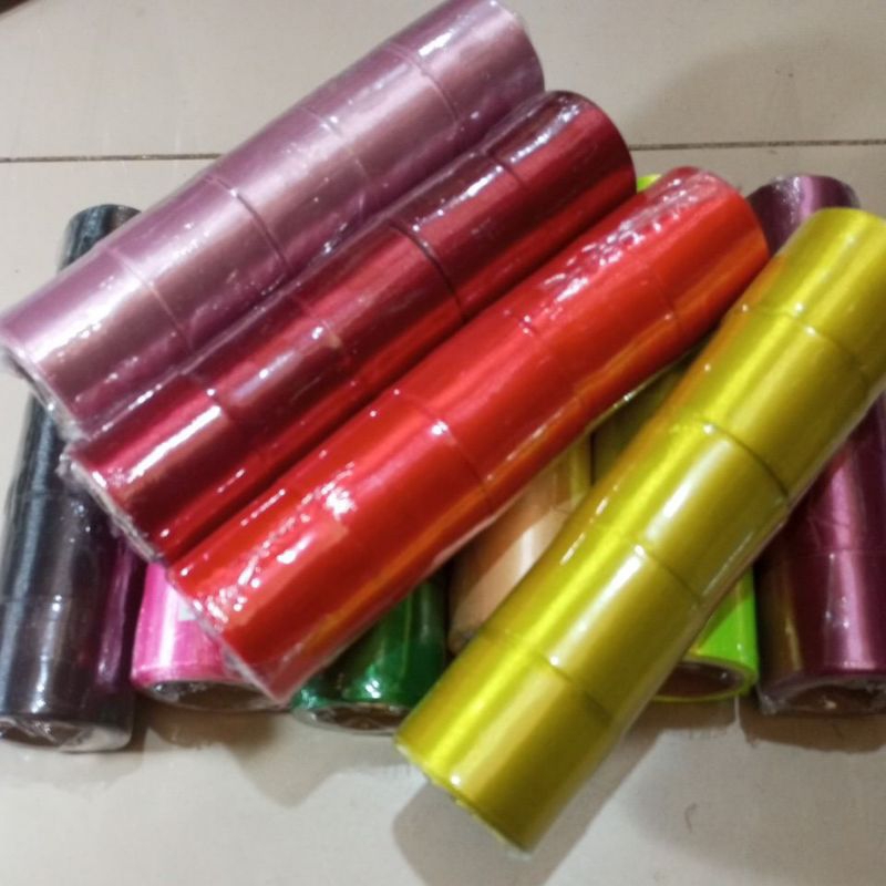 

STOK TERBATAS PITA SATIN 1.5" 4METER