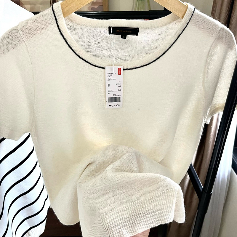 [NEW] M.F. EDITORIAL top broken white atasan putih tulang kaos polos softknit Korea baju ringan adem