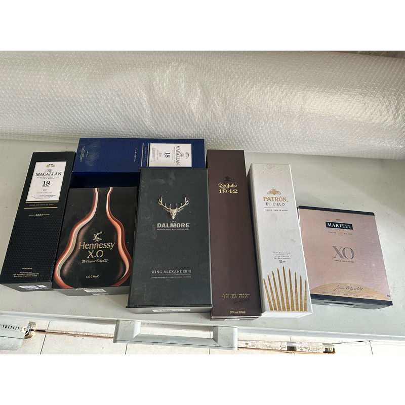 botol miras bekas isi kosong lengkap dengan box untuk pajangan