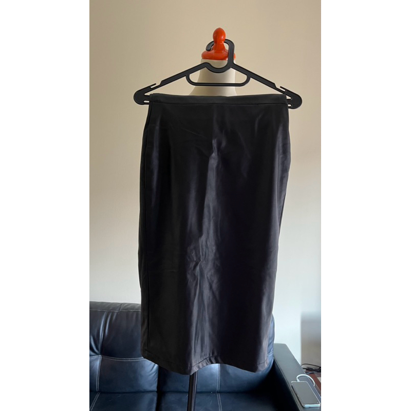 Preloved Rok Leather dan Rok Celana