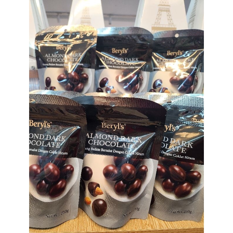 

Beryls almond milk assorted chocolate 250gr