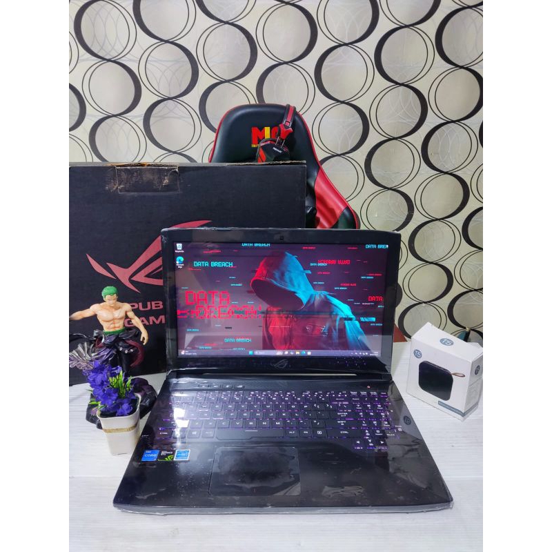 Laptop Gaming Asus ROG STRIX GL503 RAM 16Gb Core i7 SSD 512Gb NVIDIA GTX DUAL VGA