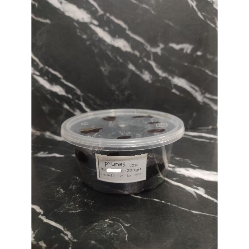 

PRUNES/PLUM 200GR /buah plum