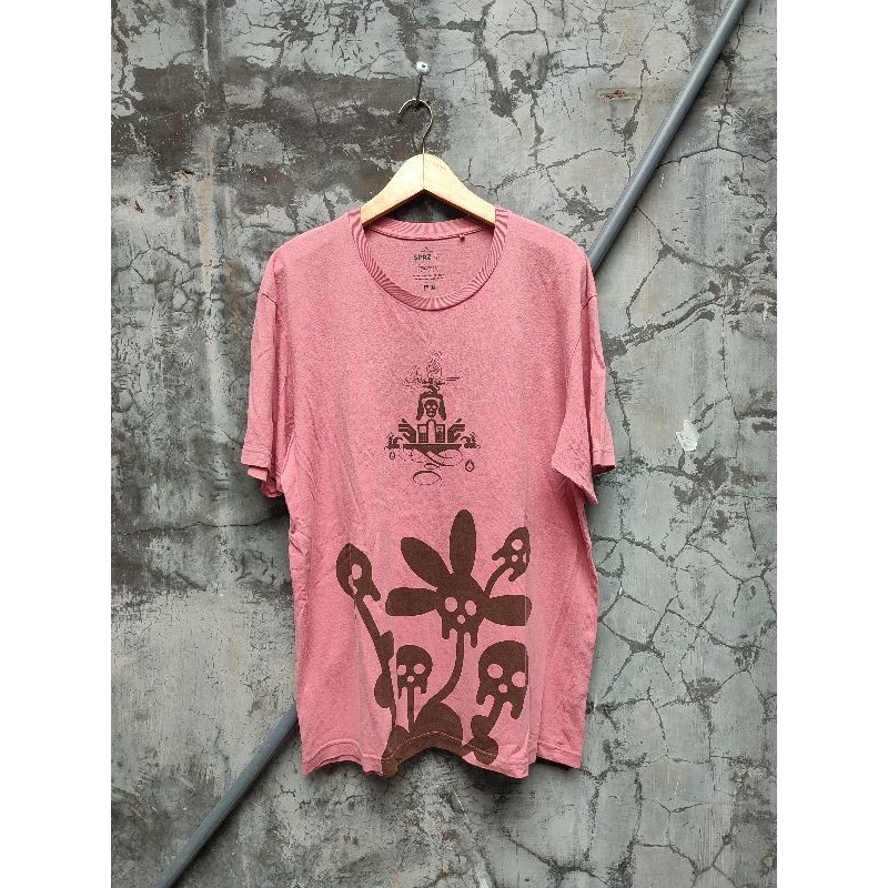 kaos branded UNIQLO Collab original second