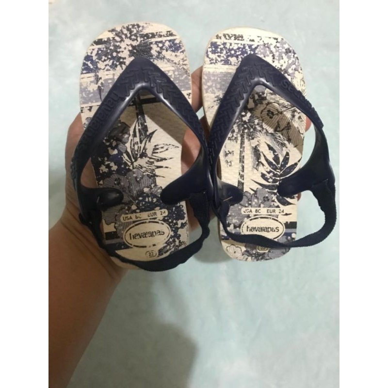 Preloved Havaianas baby sz 22