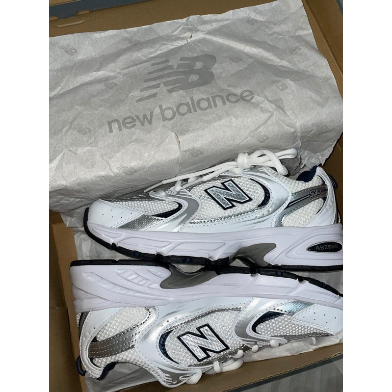 Sepatu NB 530