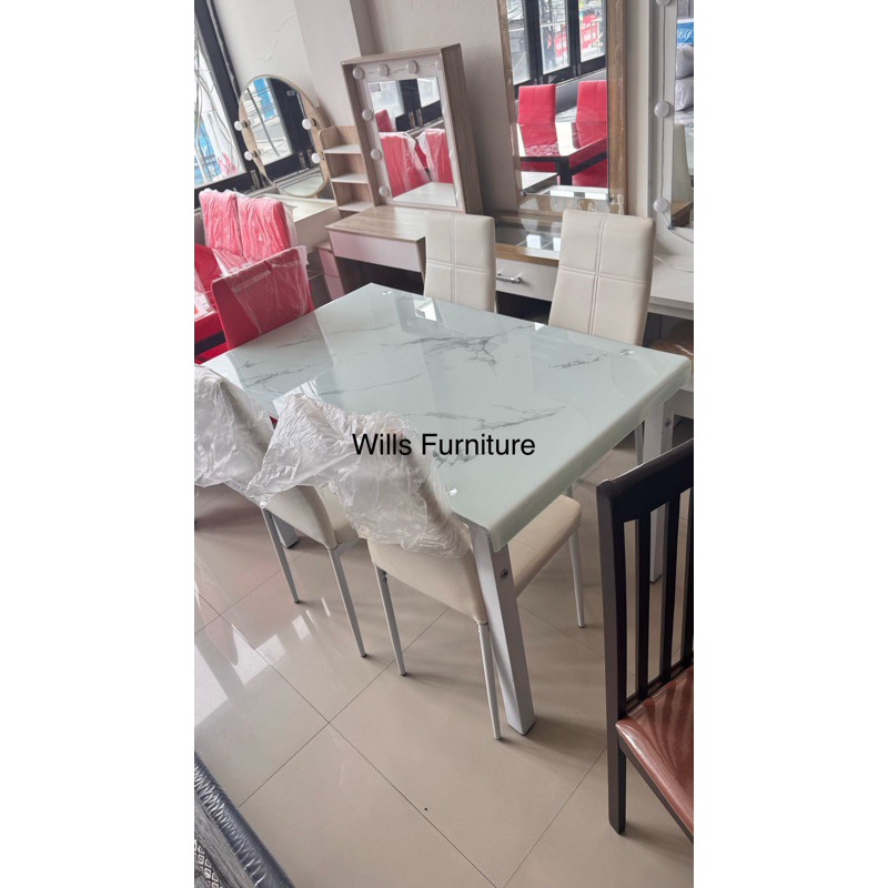 Meja makan minimalis 4 kursi meja makan kaca