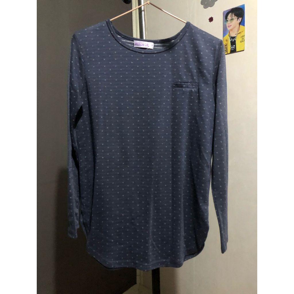 Kaos Lengan Panjang Wanita Navy Biru Tua