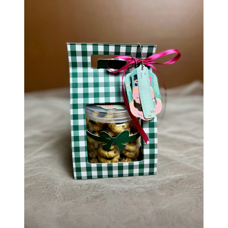 

Kue Dengan Packingan Cantik toples 600ml ( pilihan kue ada di slide gambar )