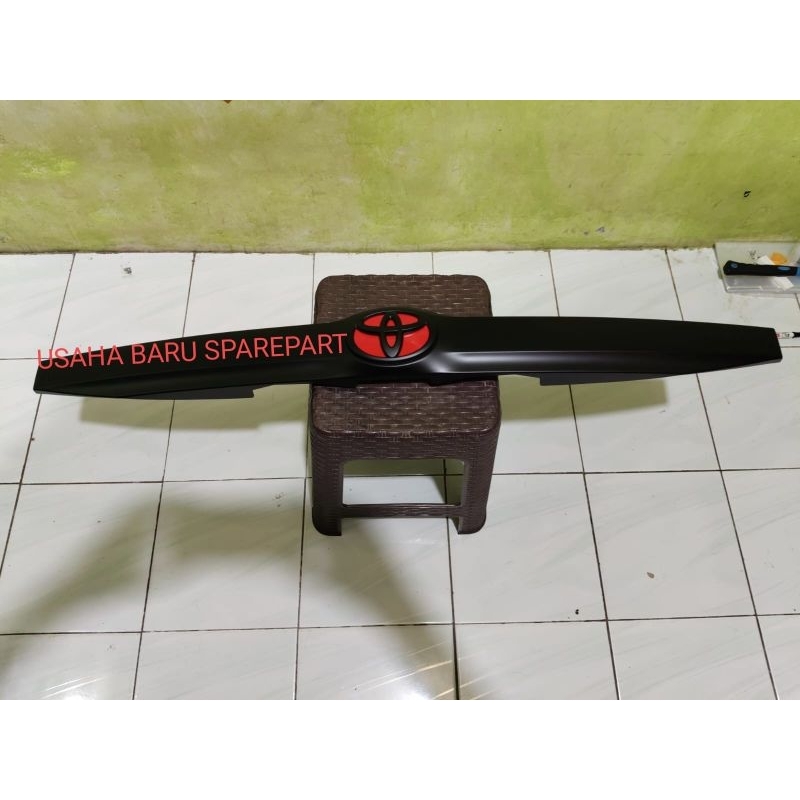 trunklid lis bagasi calya toyota facelift hitam doof original